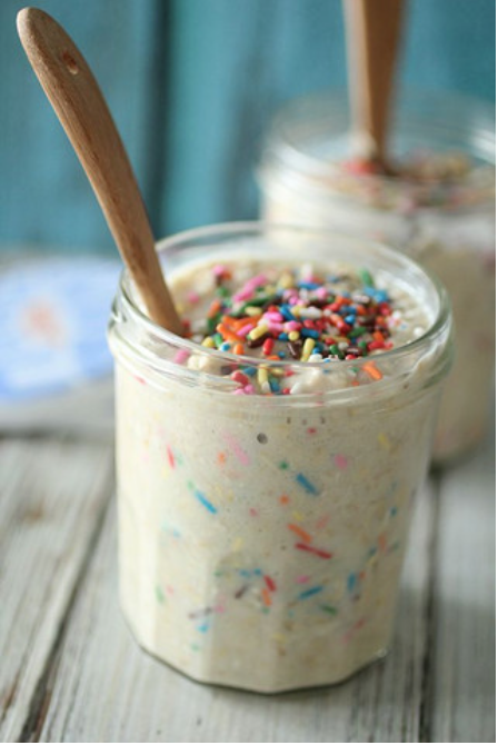 Cake Batter Overnight Oats